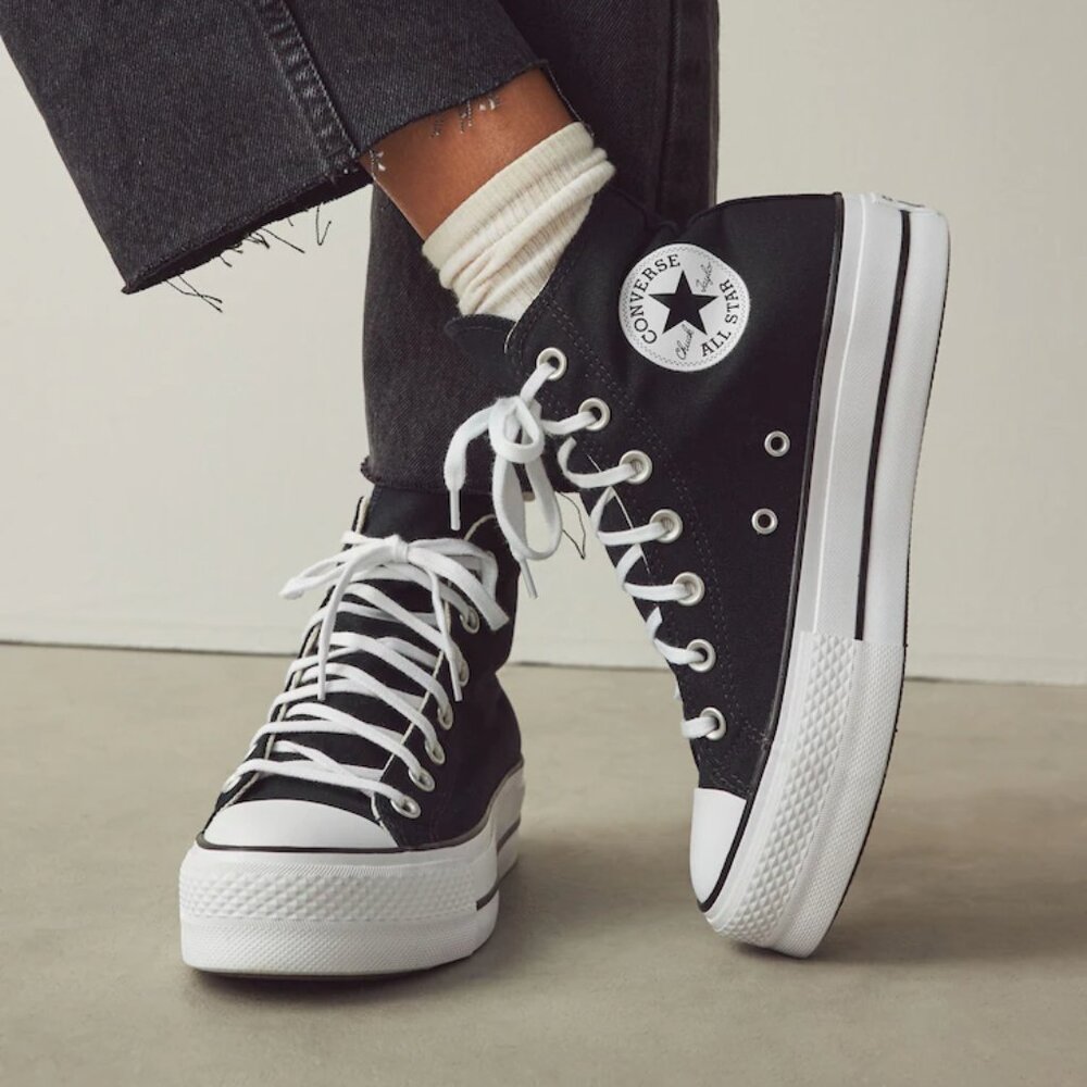 Converse // Canvas high tops